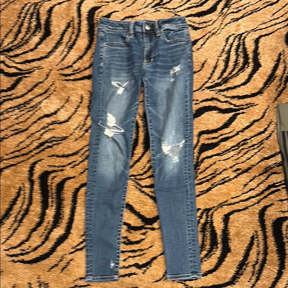 AE Hi-Rise Distressed Jeggings - 2R